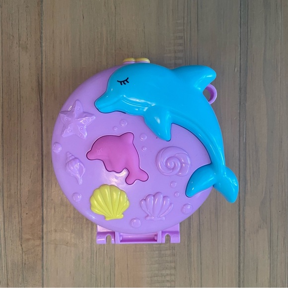 Polly Pocket Dolphin Rescue & Play Compact 2023 Toy No Figures or Dolls - Picture 1 of 5